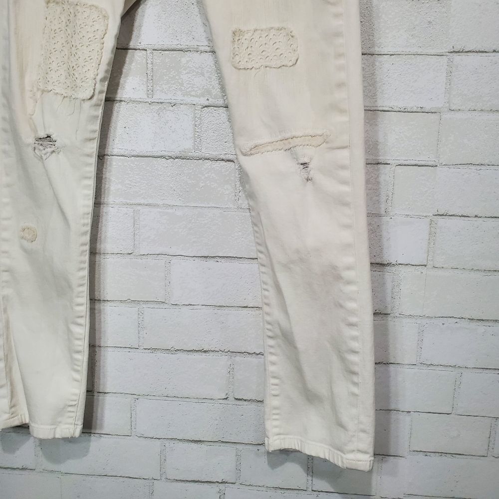 Women's Distressed White Patch Jeans - Picture 3 of 16